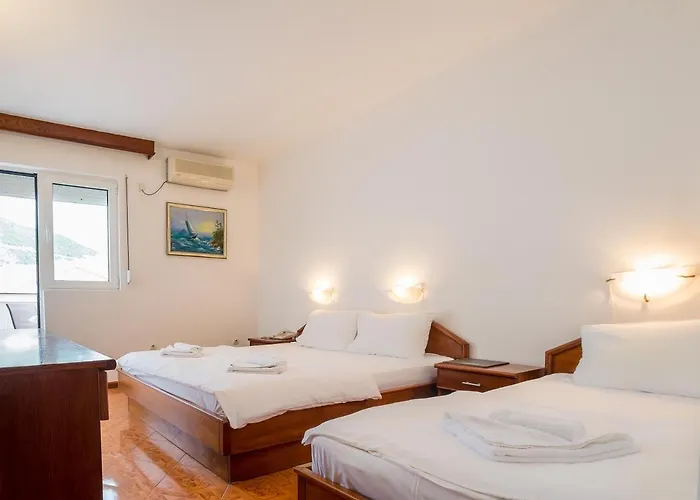 Garni Hotel Mb